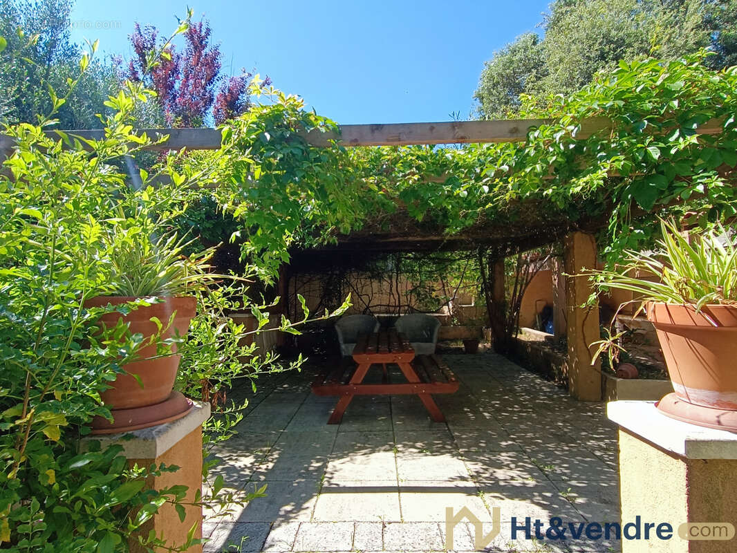 Maison à HYERES