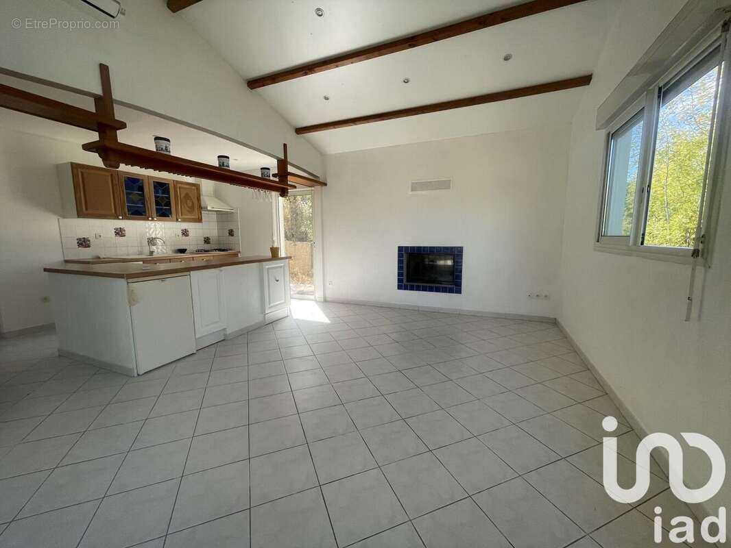 Photo 3 - Maison à LE MUY