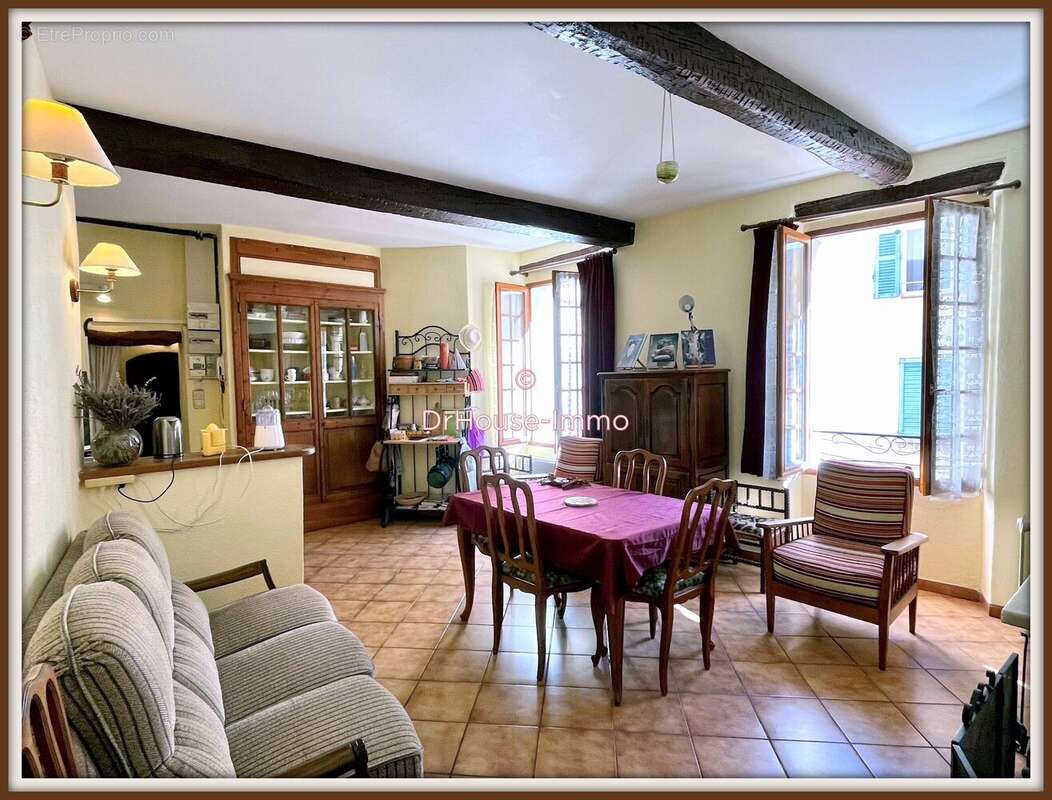 Appartement à LORGUES