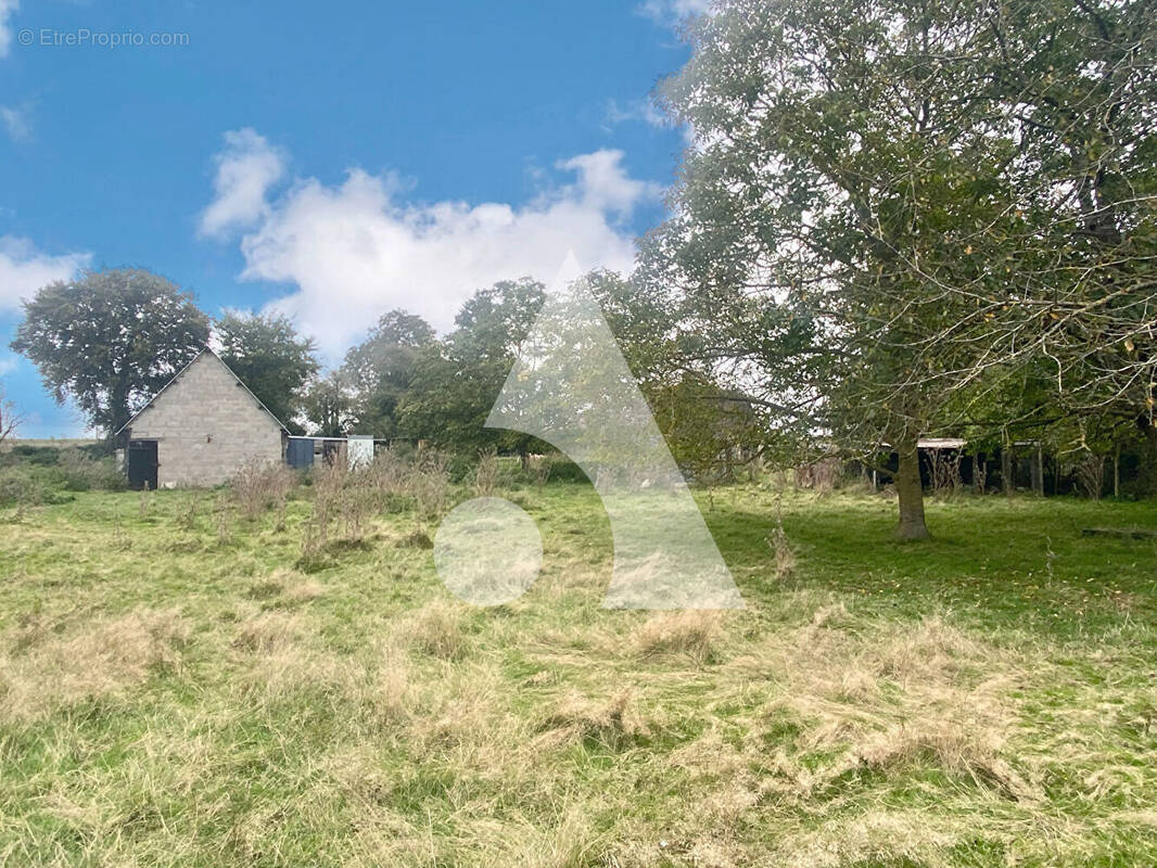 Terrain à CONCHES-EN-OUCHE