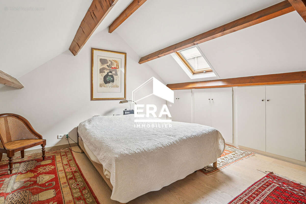 Appartement à PARIS-5E