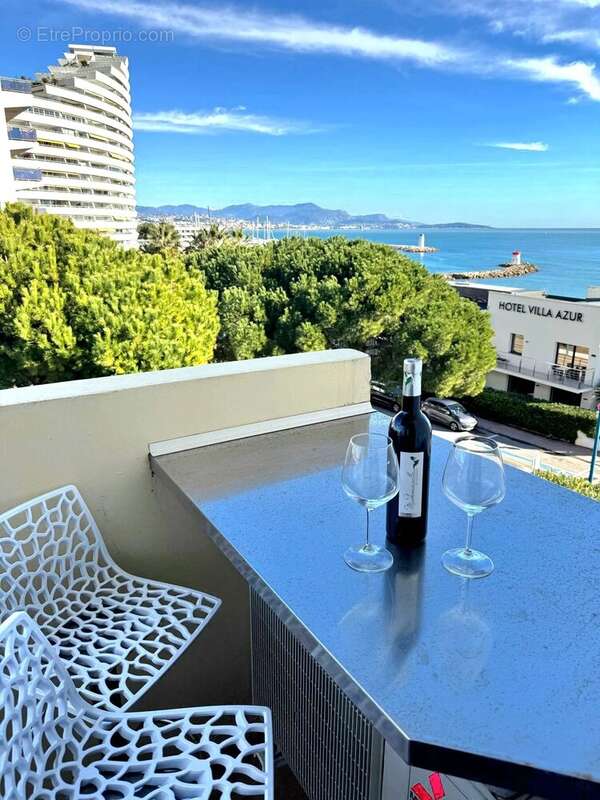 Appartement à VILLENEUVE-LOUBET