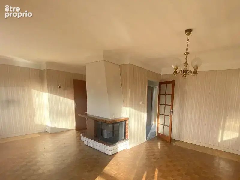 Maison à BRUGUIERES