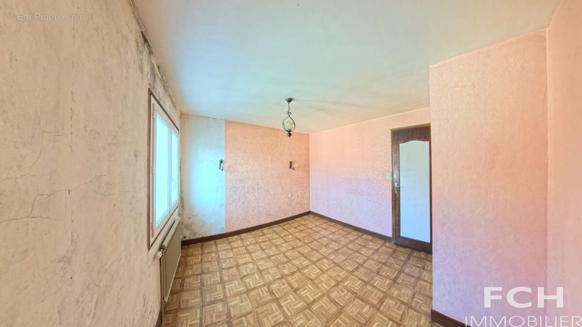 Maison à CUSSET