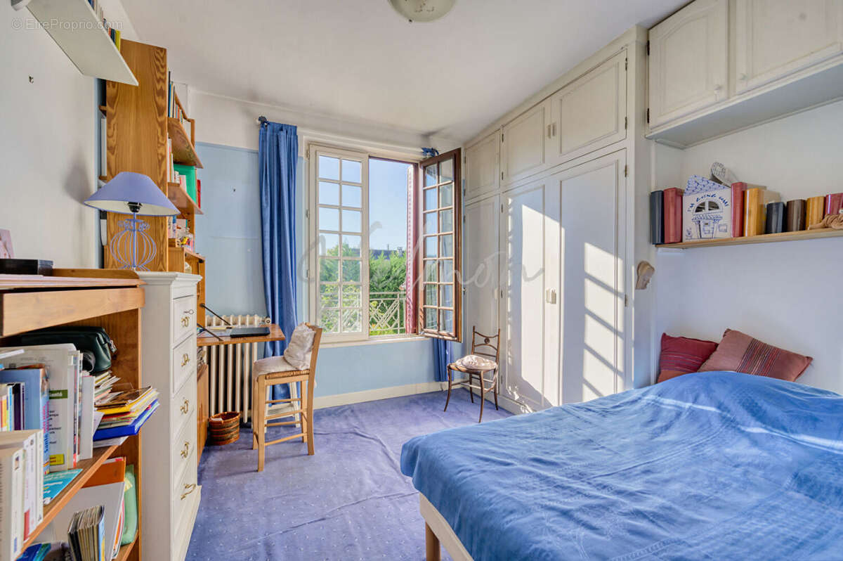 Maison à CONFLANS-SAINTE-HONORINE