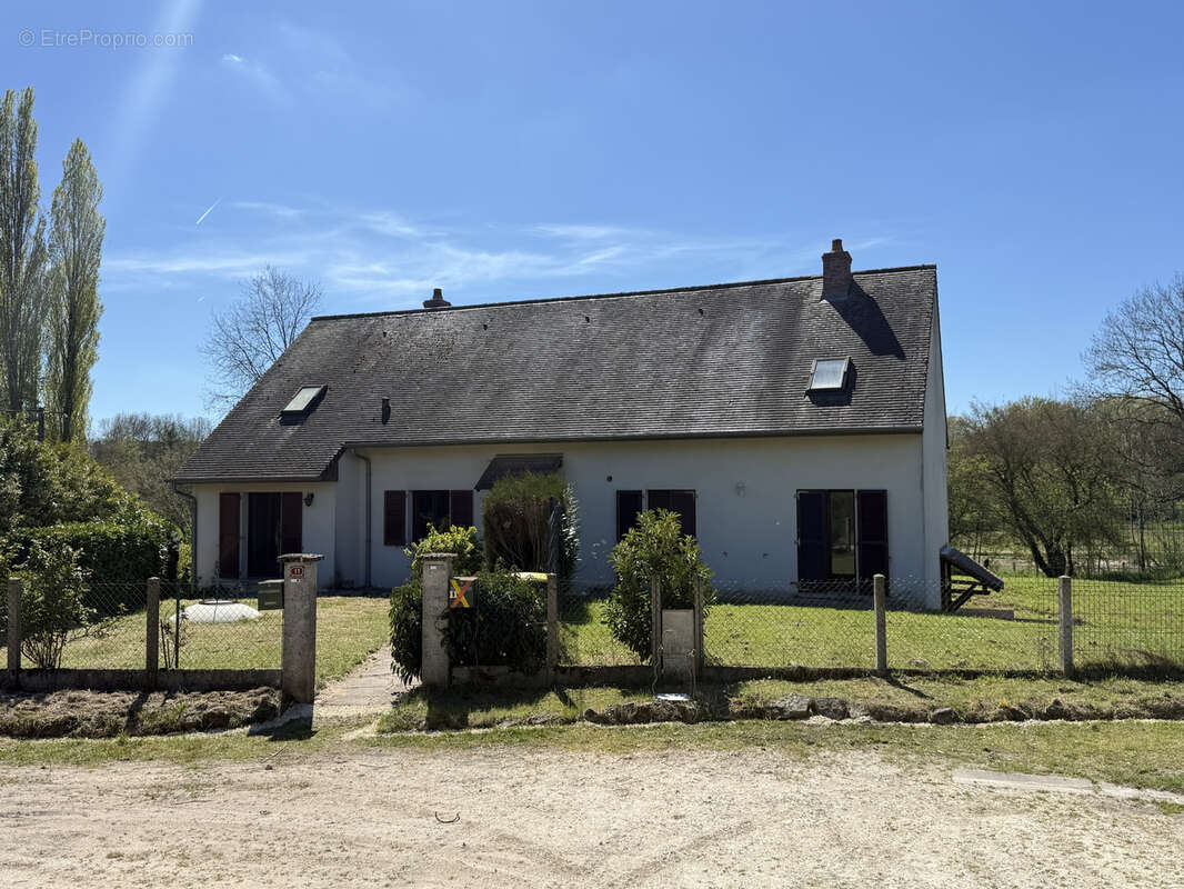 Maison à JARS