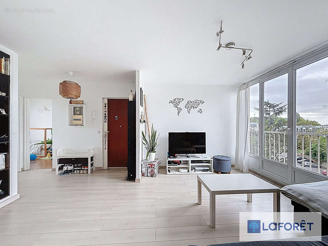Appartement à LE PLESSIS-TREVISE