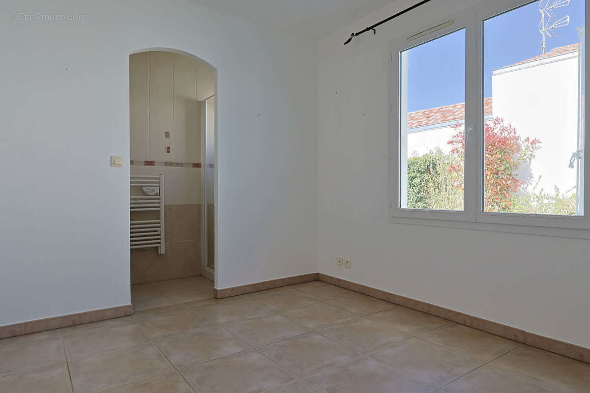 Maison à NIEULLE-SUR-SEUDRE