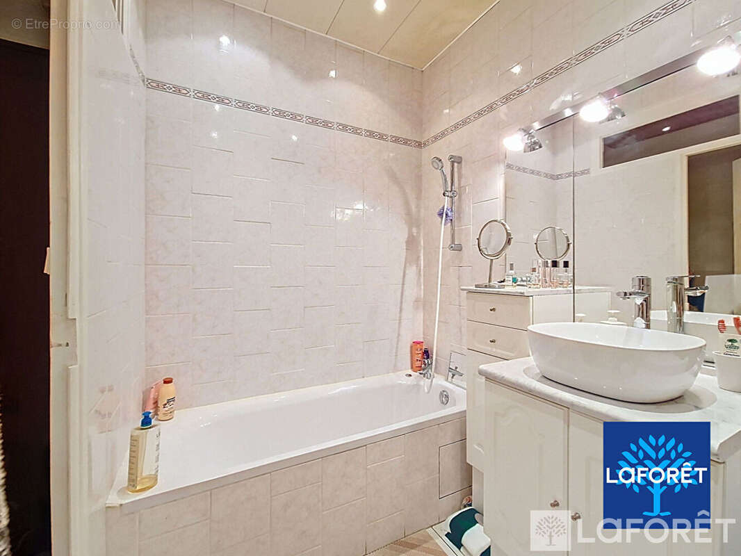 Appartement à OULLINS