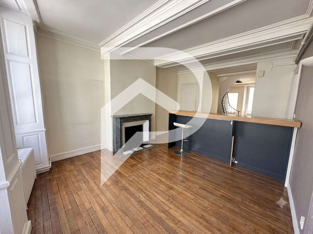 Maison de maître au coeur du centre-ville - photo 16