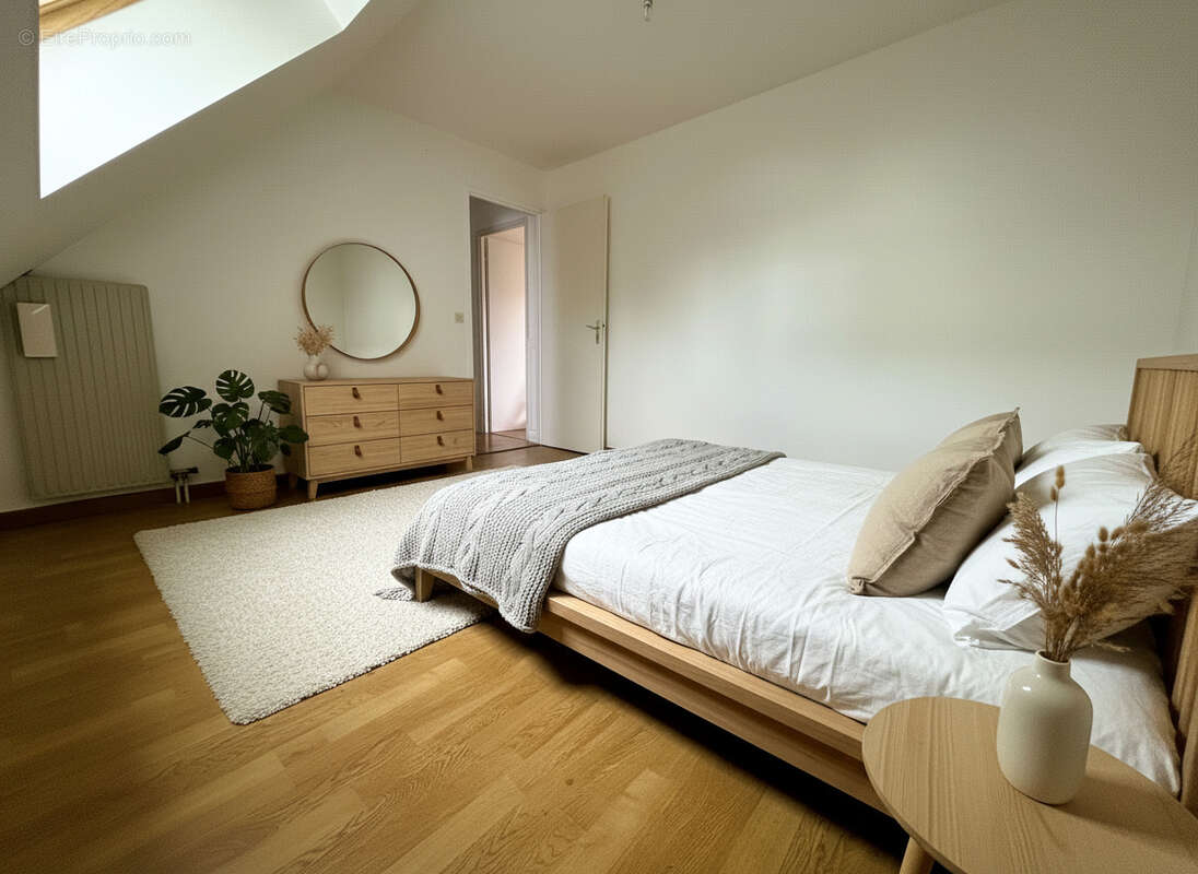 Maison à MAINVILLIERS