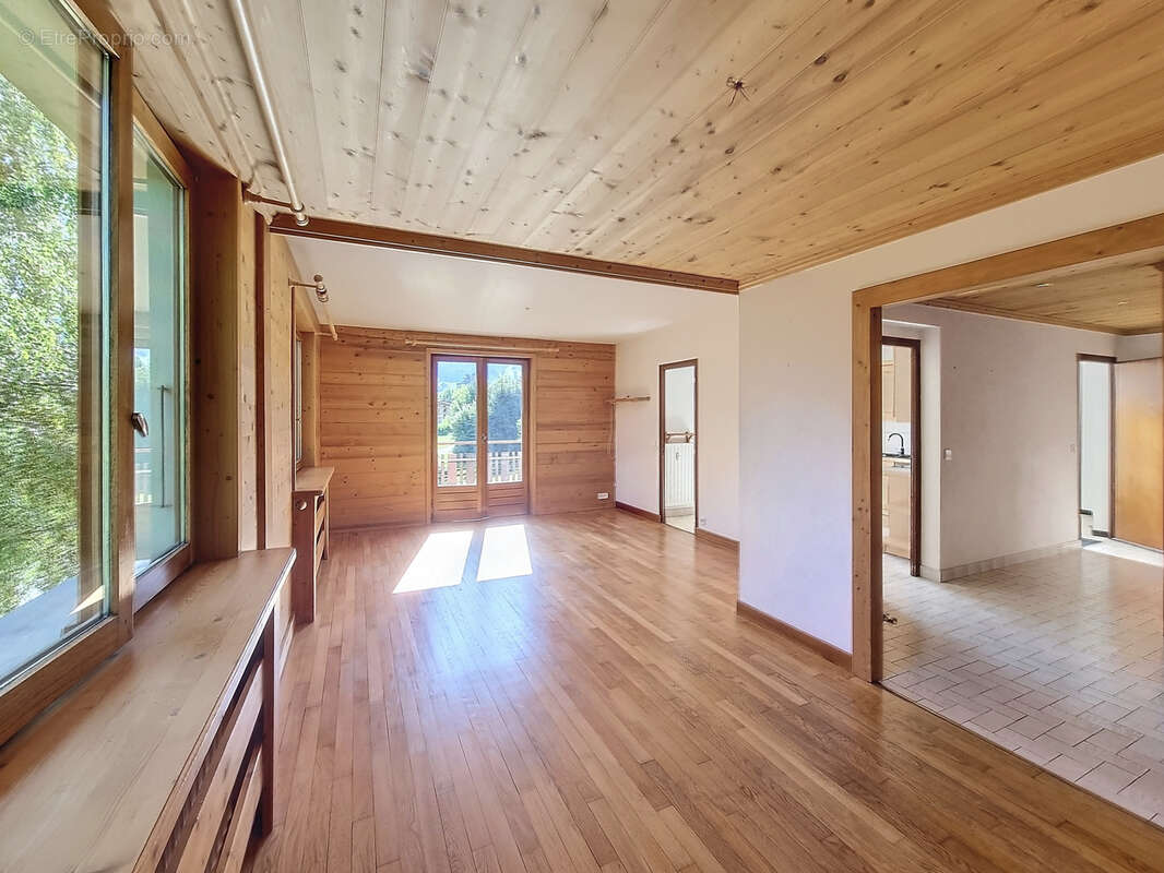 Appartement à COMBLOUX