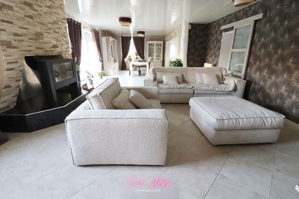 Maison à TILLY-SUR-MEUSE