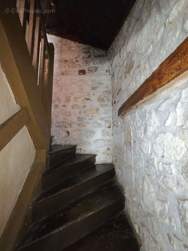 Beau potentiel pour cette maison de village - photo 6