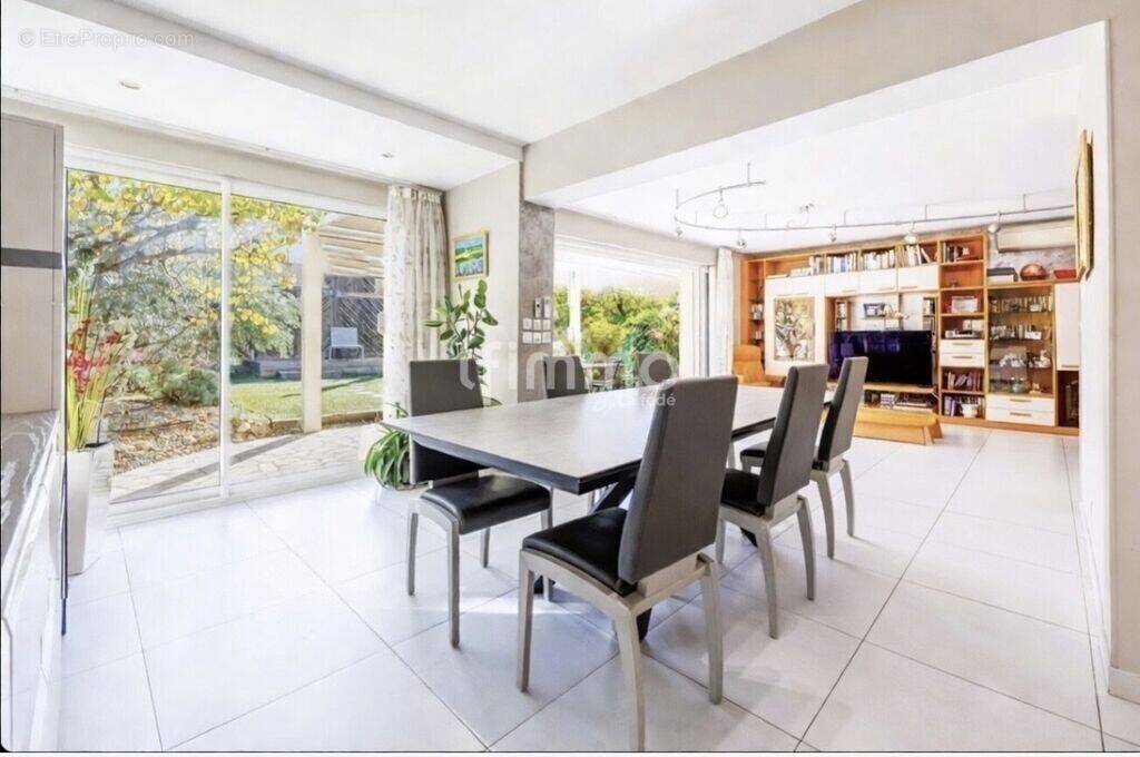 Maison à MARSEILLE-12E