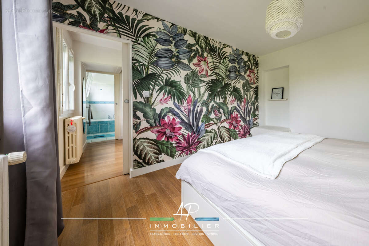 Maison à BELLENEUVE