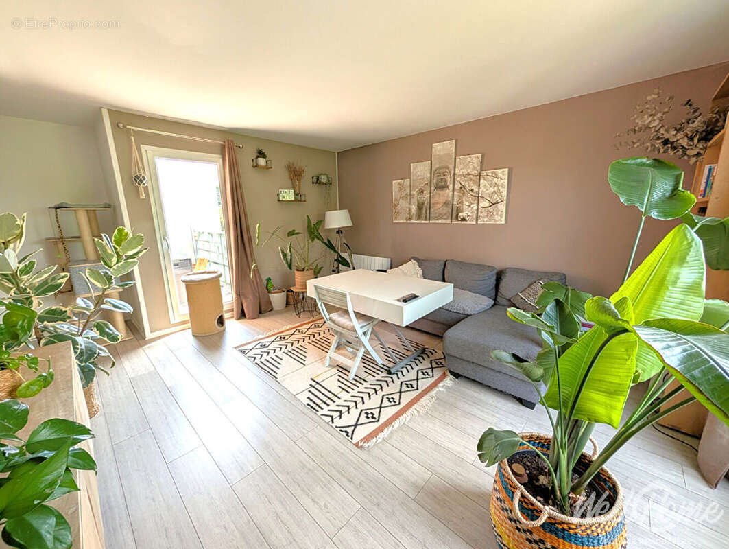 Appartement à SAINT-OUEN-L'AUMONE