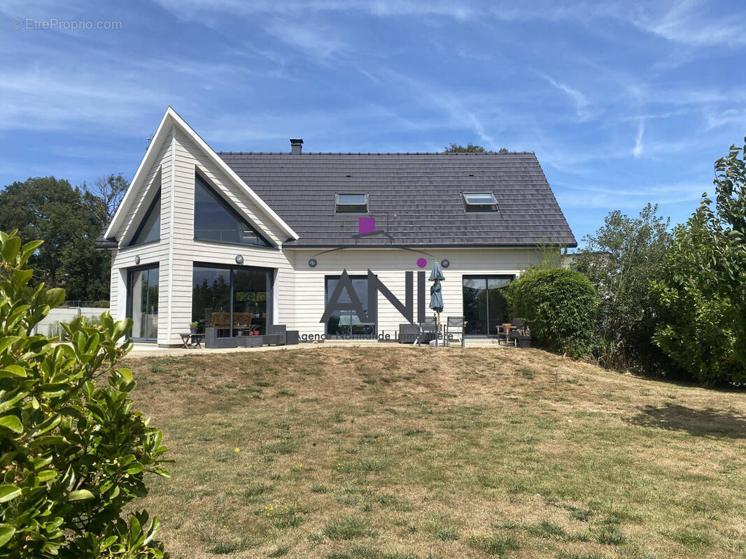 Maison à HAUTOT-SUR-MER