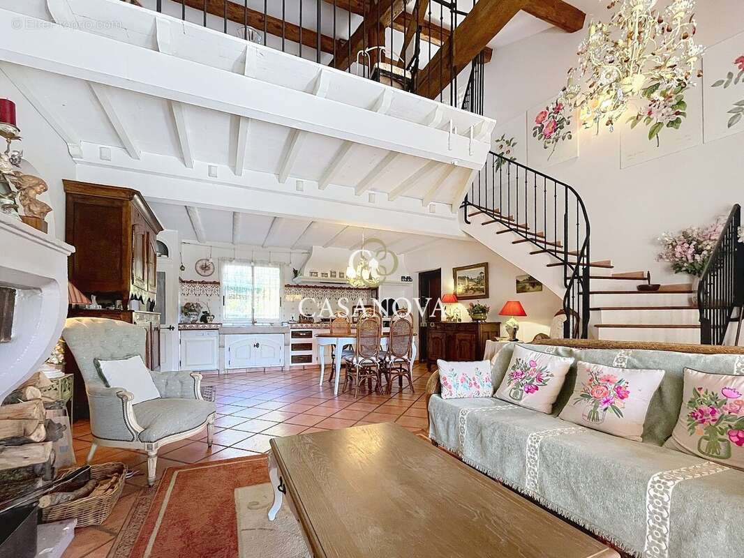 Maison à CLERMONT-L'HERAULT