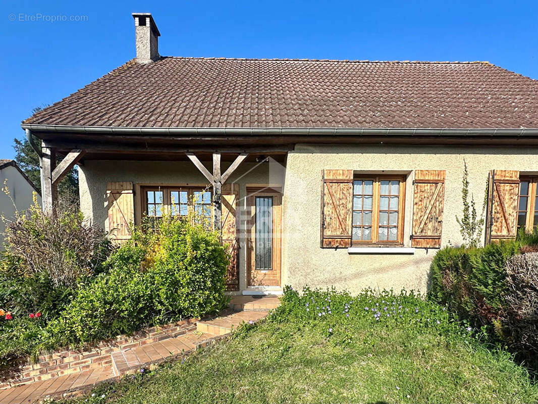Maison à NEMOURS