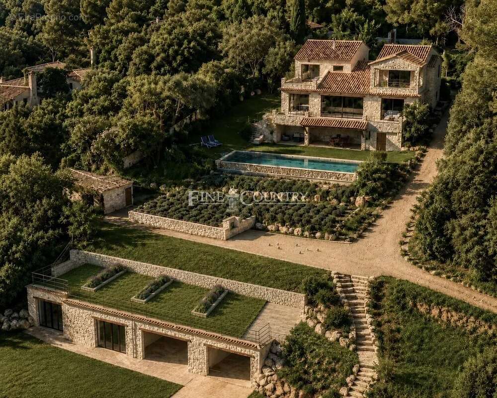 Vente villa de prestige à Saint Paul de Vence vue village et mer - photo 11