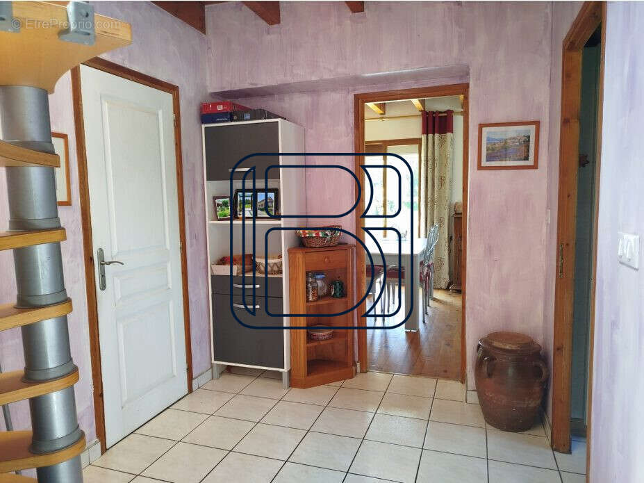 Maison à CUNLHAT