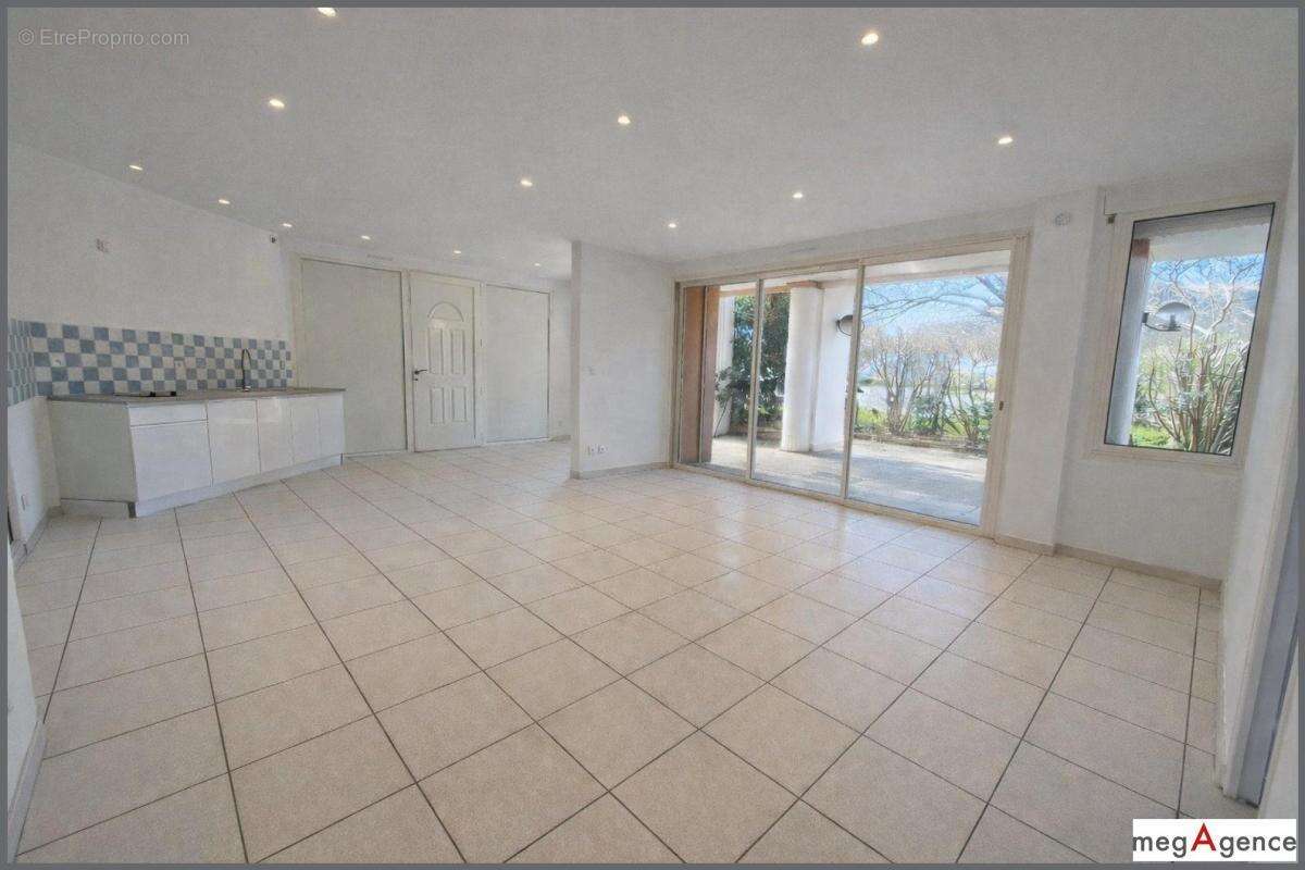 Appartement à LE LAVANDOU