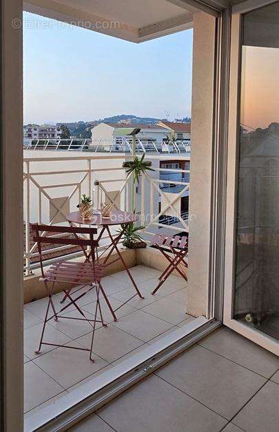 Appartement à LE CANNET