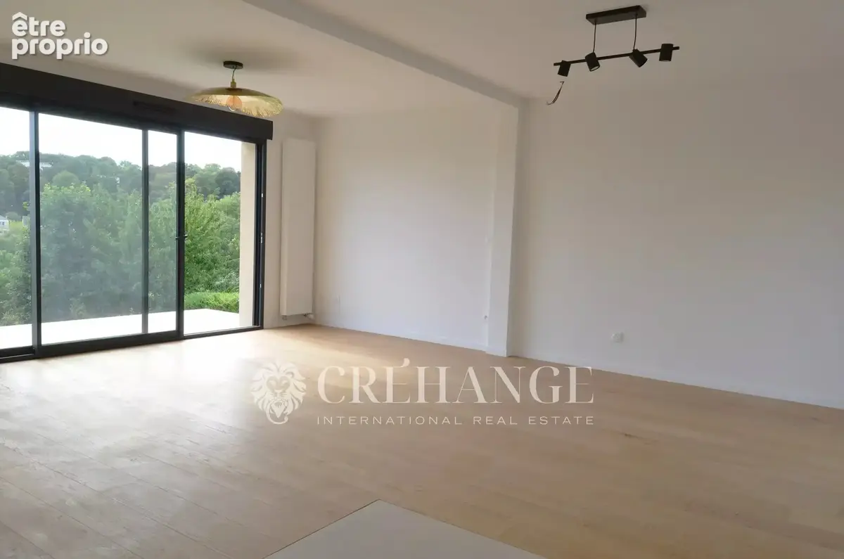 Maison contemporaine de 5 pièces - 120 m² - Le Port Marly - photo 2