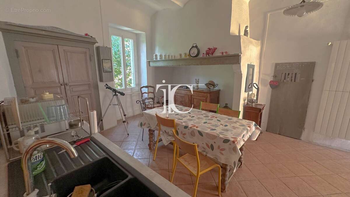 Maison de Village en Pierre  Beaucoup de Caractère  Proche Saint-Ambroix - photo 6