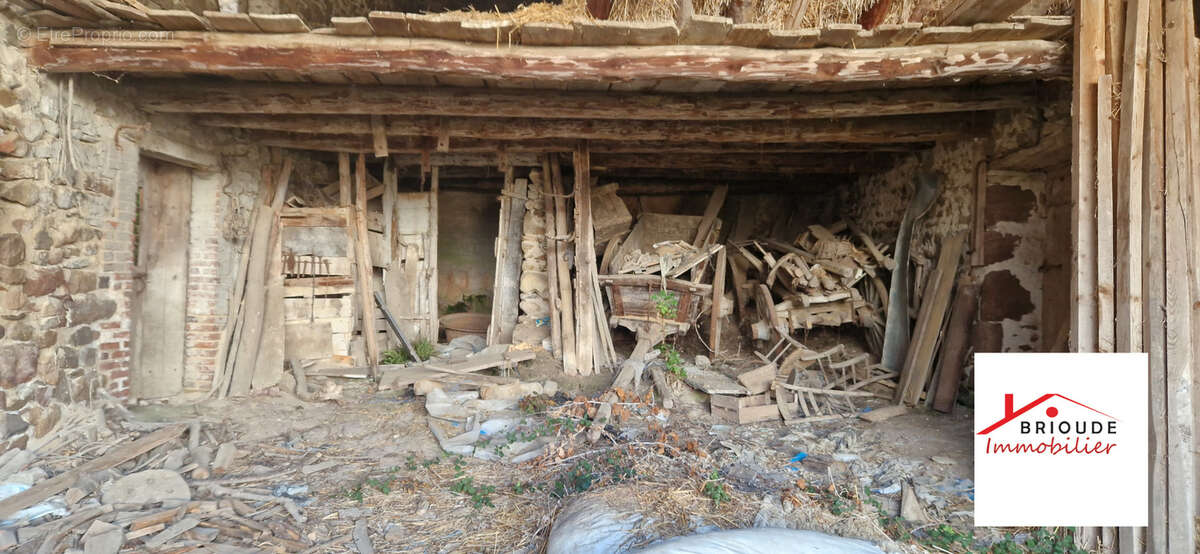 Maison à AZERAT