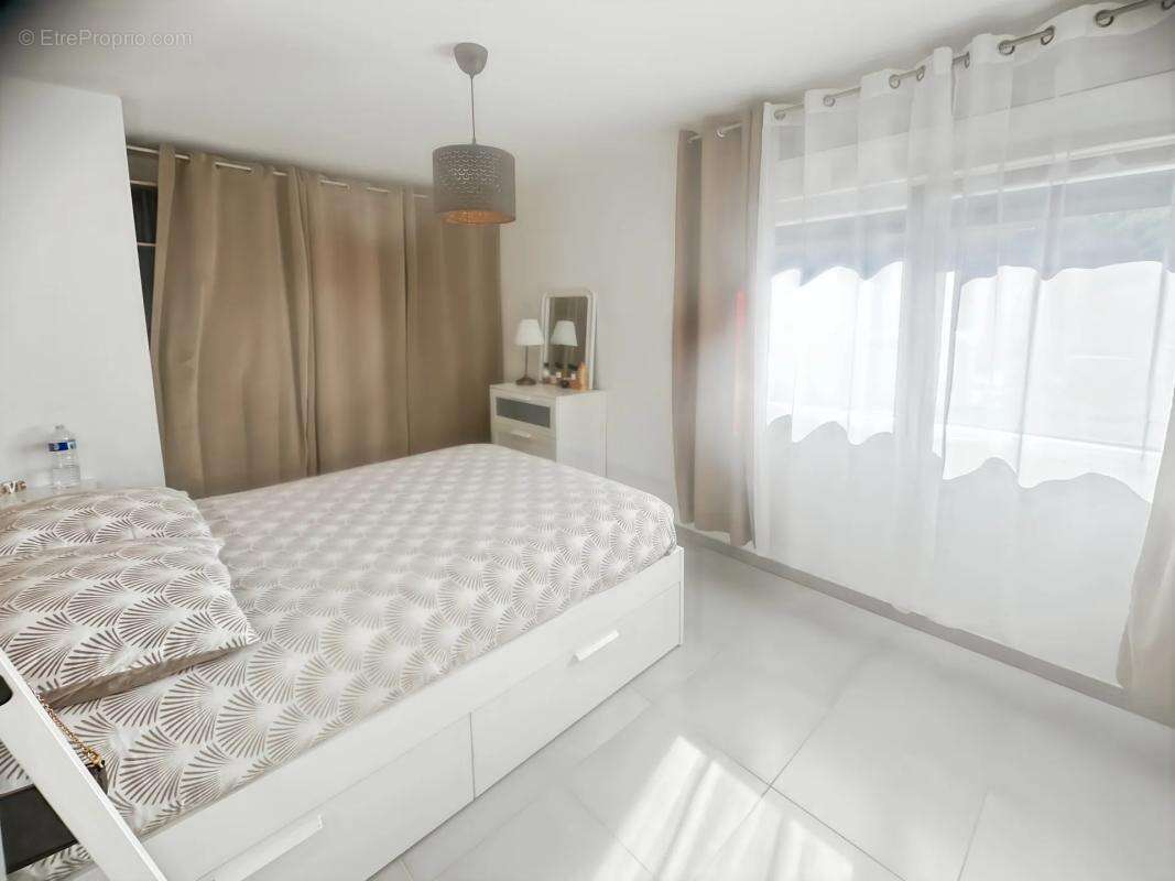 Maison à AMNEVILLE