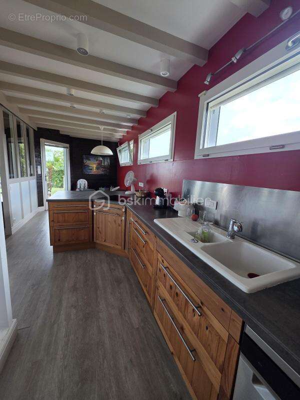 Maison 170 m² -5 chambres- jardin 4378 m²- double carport-abri - spa - photo 9