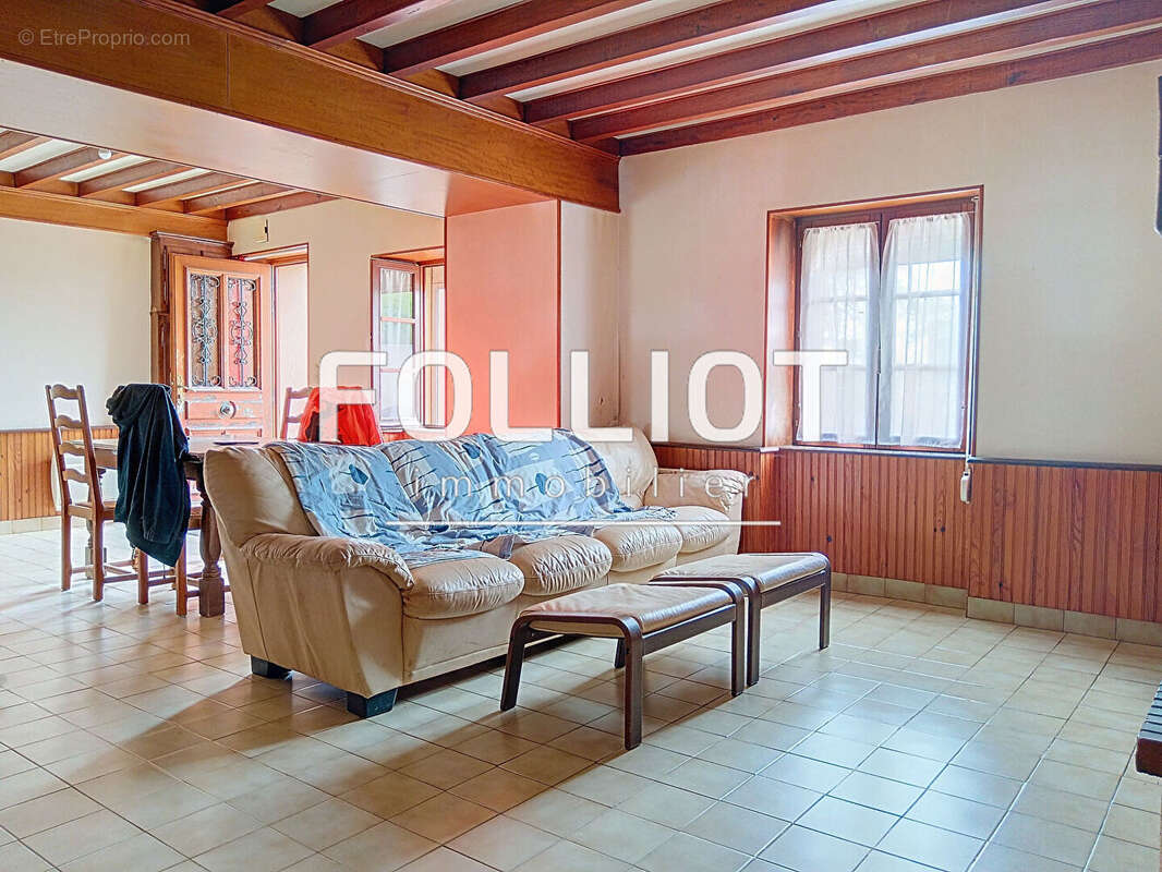 Maison à SAINT-CLAIR-SUR-L'ELLE