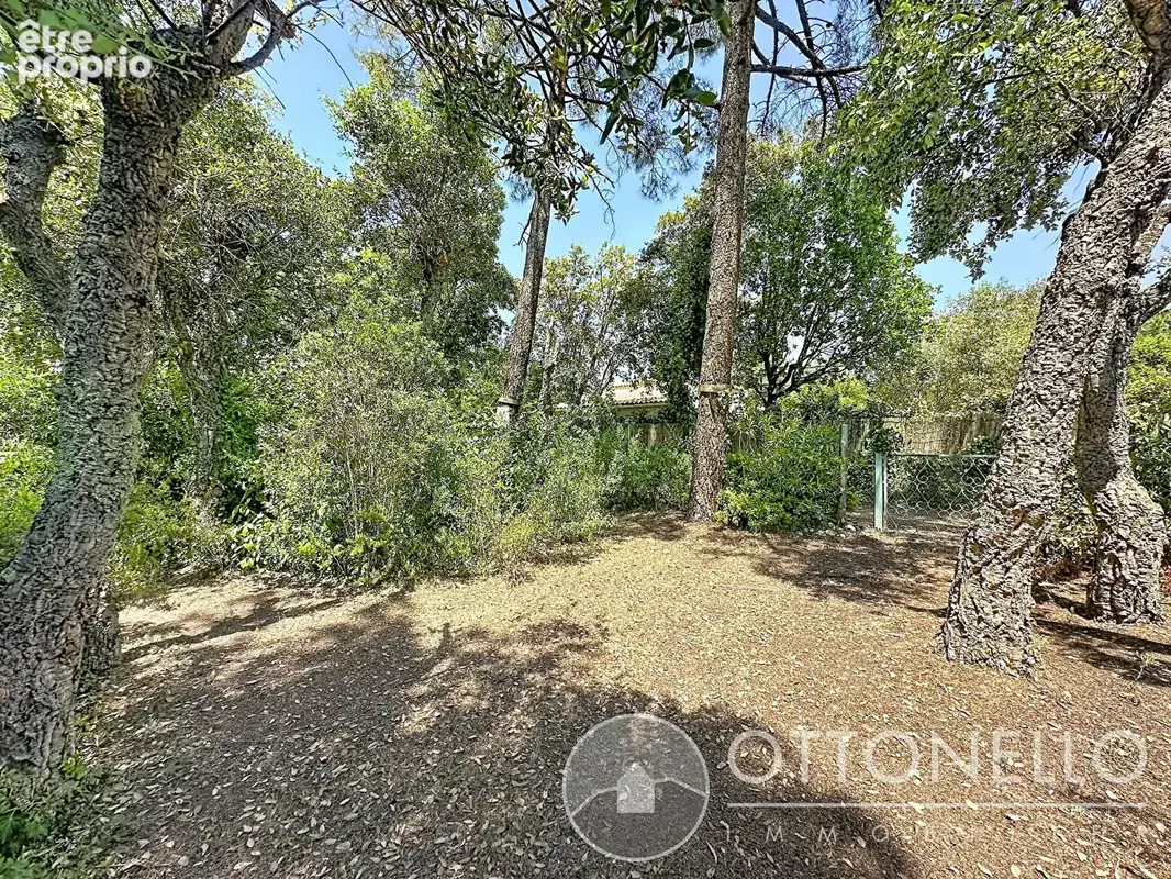 Maison Roquebrune Sur Argens 2 pièces 38 m2 sur 370 m2 de terrain - photo 11