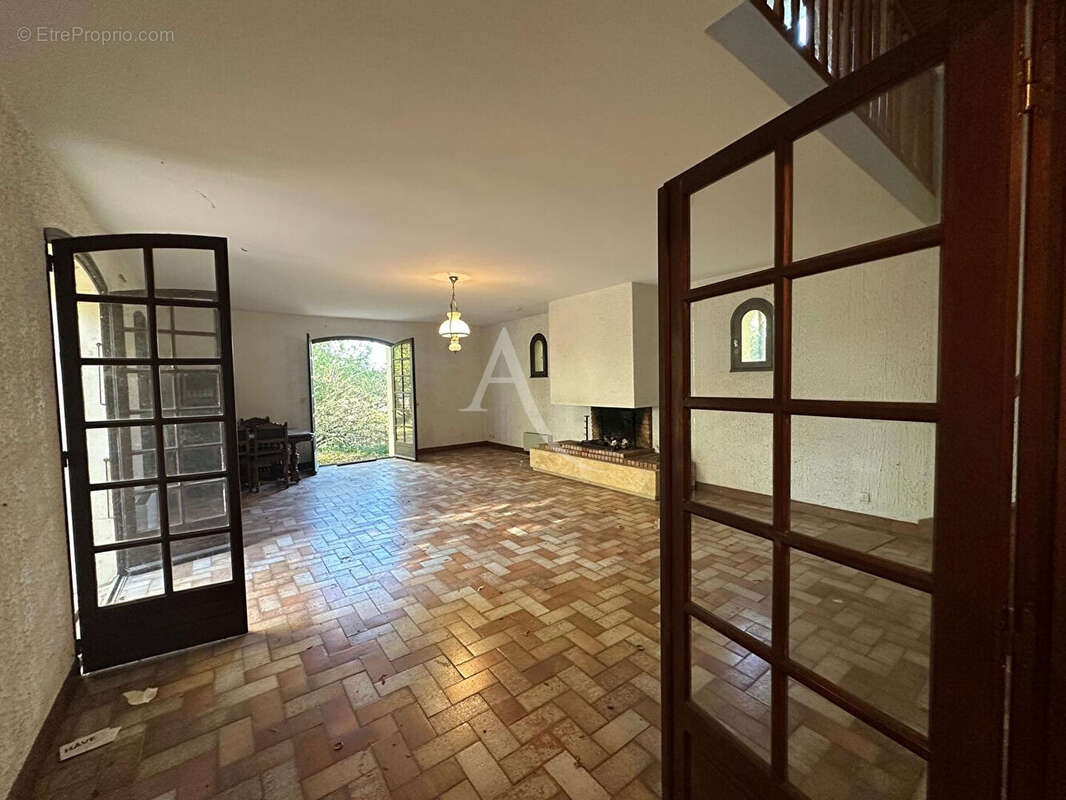 Maison à BUZET-SUR-TARN