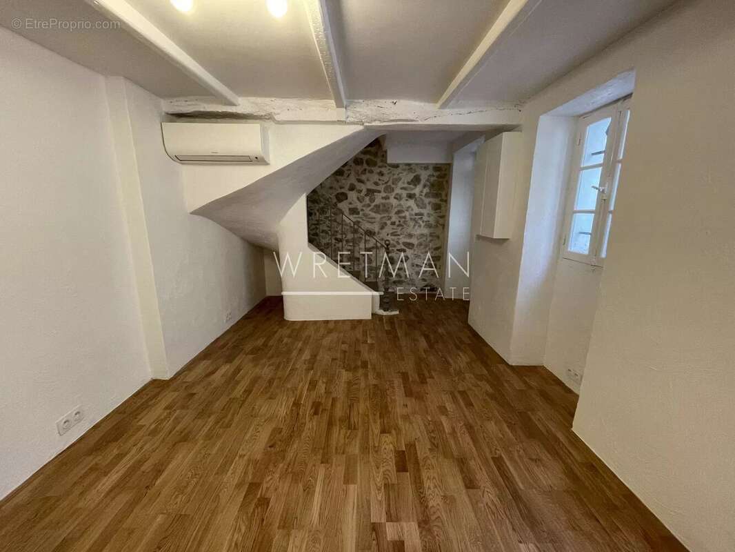 Appartement à VALBONNE