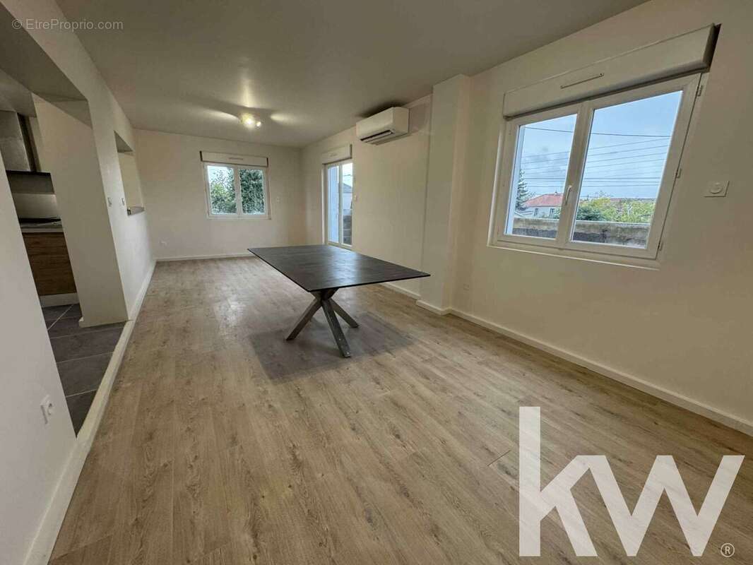 Maison à PONT-DU-CHATEAU