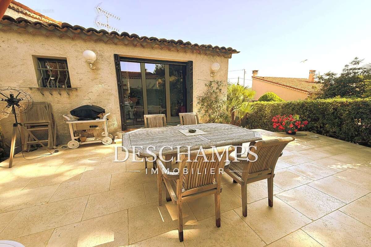 Maison à ANTIBES