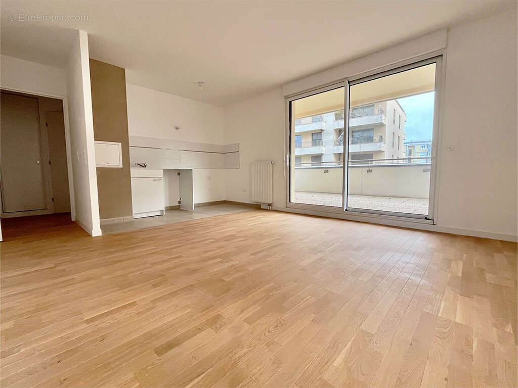 Appartement 59 m² à Saint-Germain-En-Laye  - photo 2