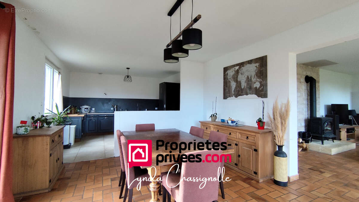 Maison à LA PACAUDIERE