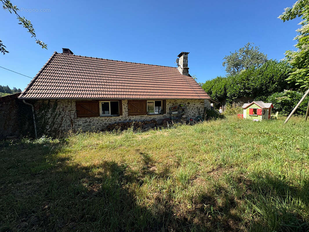 Maison à CHAMPNETERY