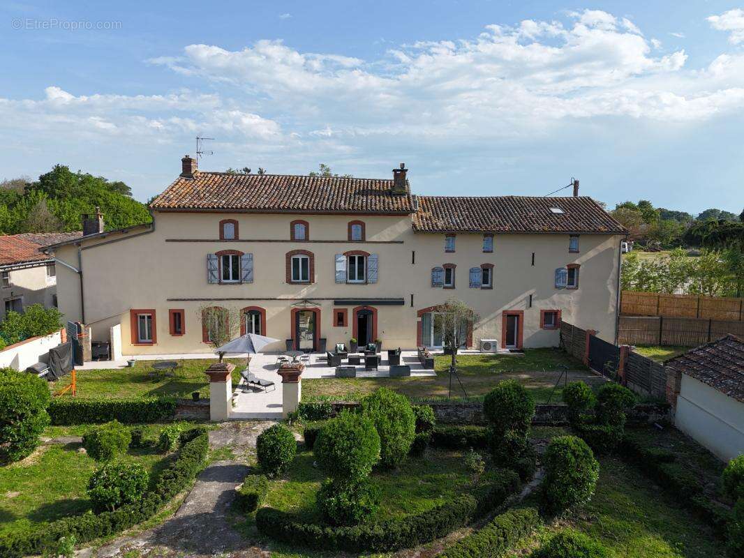Maison à CLERMONT-LE-FORT