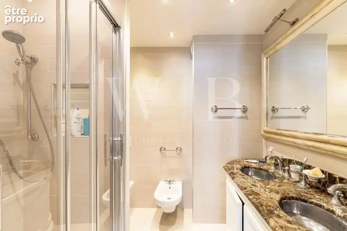 Cannes, la Croisette - Port Canto. Appartement de 229 m² avec vue mer + dépendances - photo 13