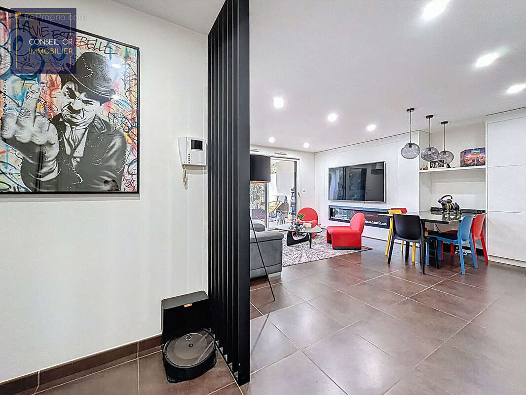 Appartement à SAINT-GENIS-LAVAL