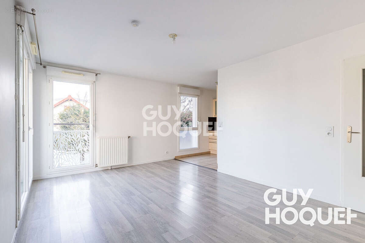 Appartement à ATHIS-MONS