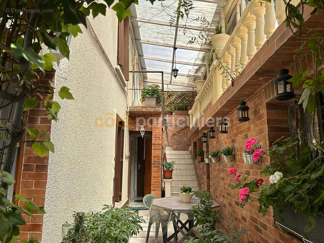 Maison à VILLENEUVE-SAINT-GEORGES