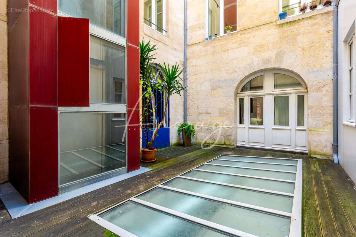 Appartement à BORDEAUX