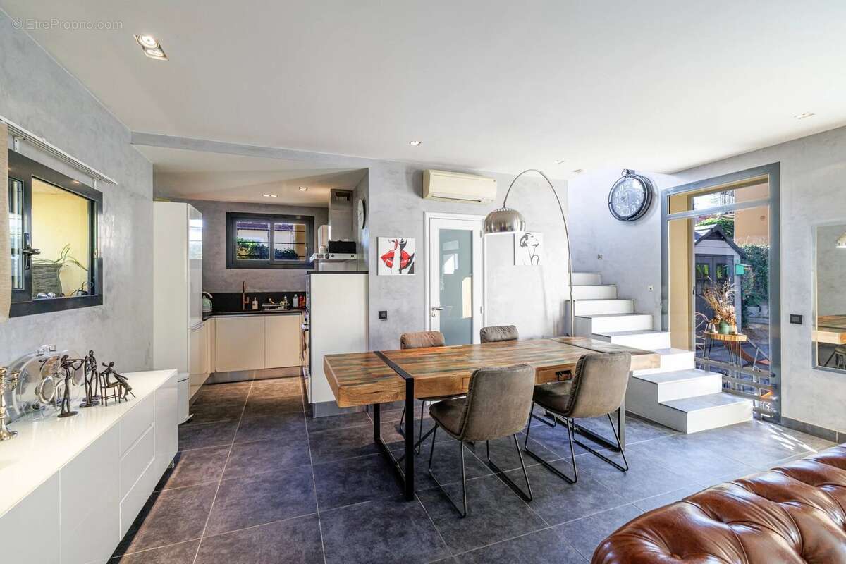 Maison à SAINT-JEAN-CAP-FERRAT