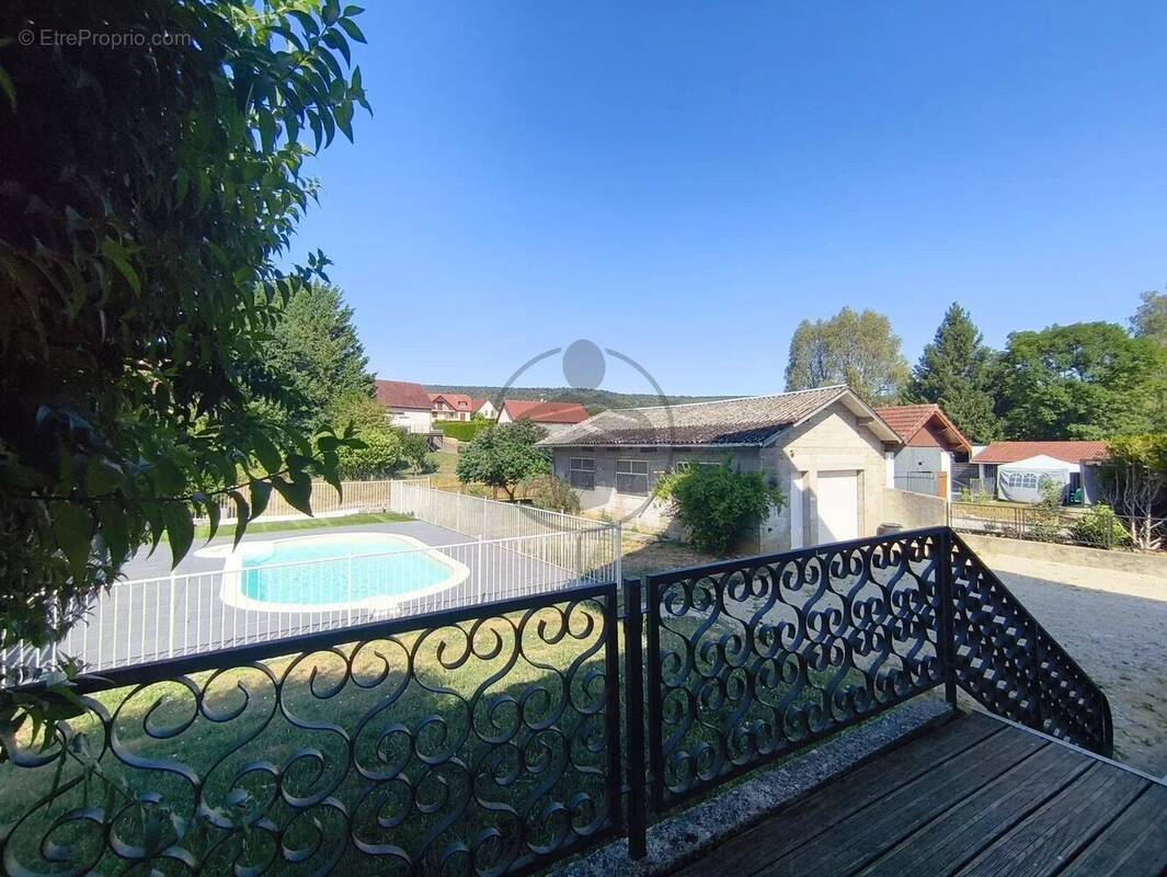 Maison à CHAUDEFONTAINE